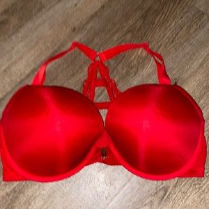 Red bra snaps in front❤️❤️